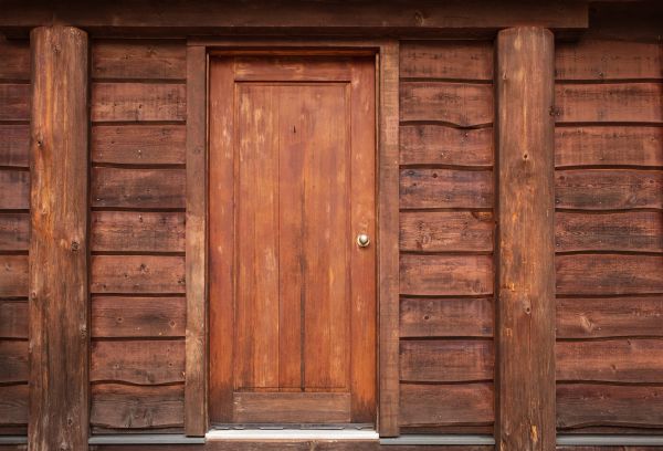 Log Cabin Siding Installation in Keller
